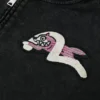 Hettegenser med logo med brodert måke og trykk