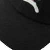 Logo med brodert måke.