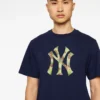 NY Yankees Space Camo Logo T-skjorte
