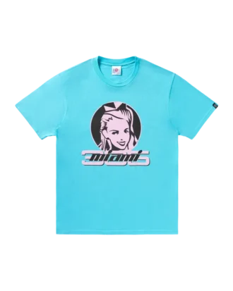 Rosa badge-T-skjorte